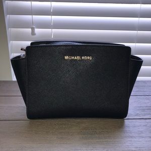 Michael Kors crossbody